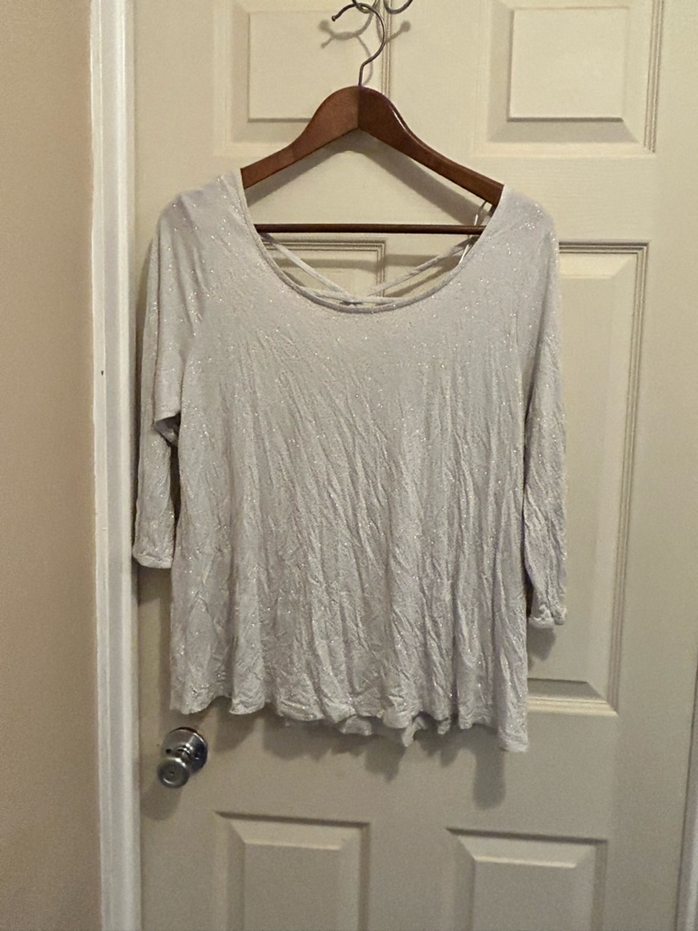 Jennifer Lopez Light Silver Sparkle Scoop-Neck Long Sleeve Top - XL
